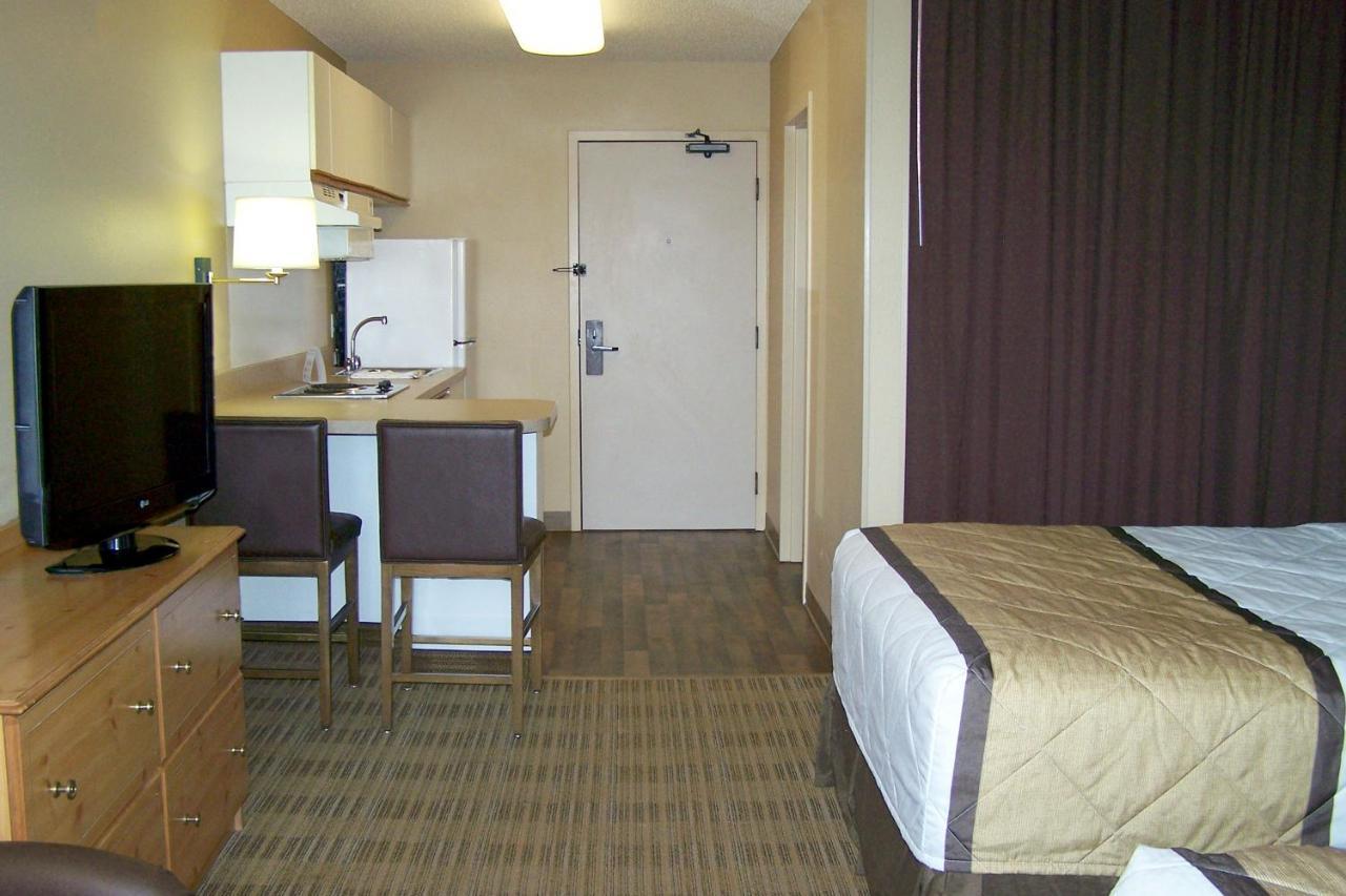 Extended Stay America Select Suites - Chicago - Lombard - Oakbrook Оукбрук-Террес Екстер'єр фото