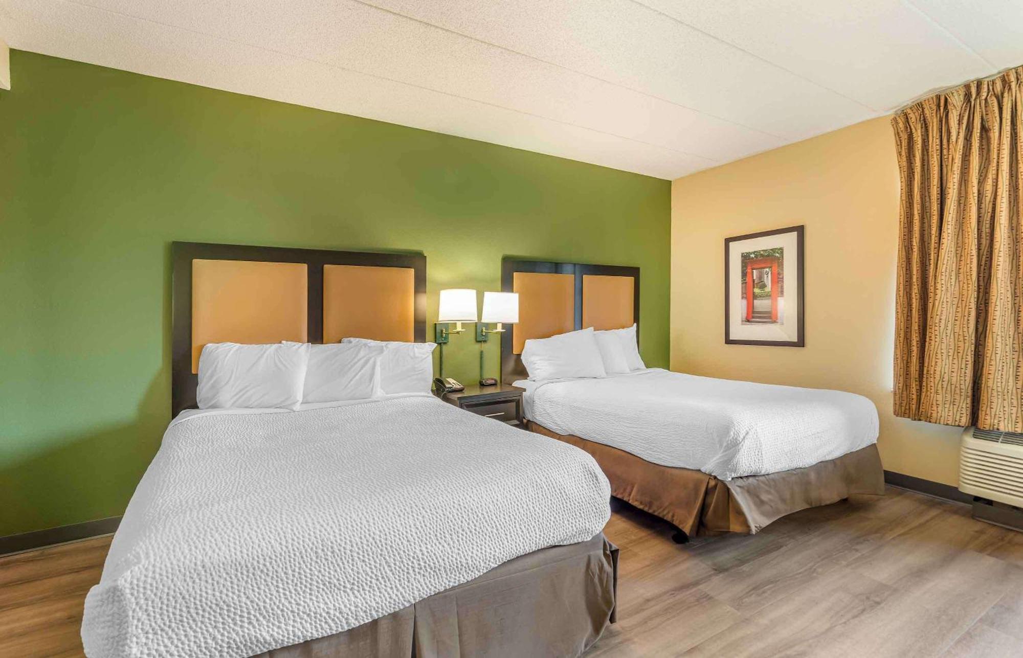 Extended Stay America Select Suites - Chicago - Lombard - Oakbrook Оукбрук-Террес Екстер'єр фото