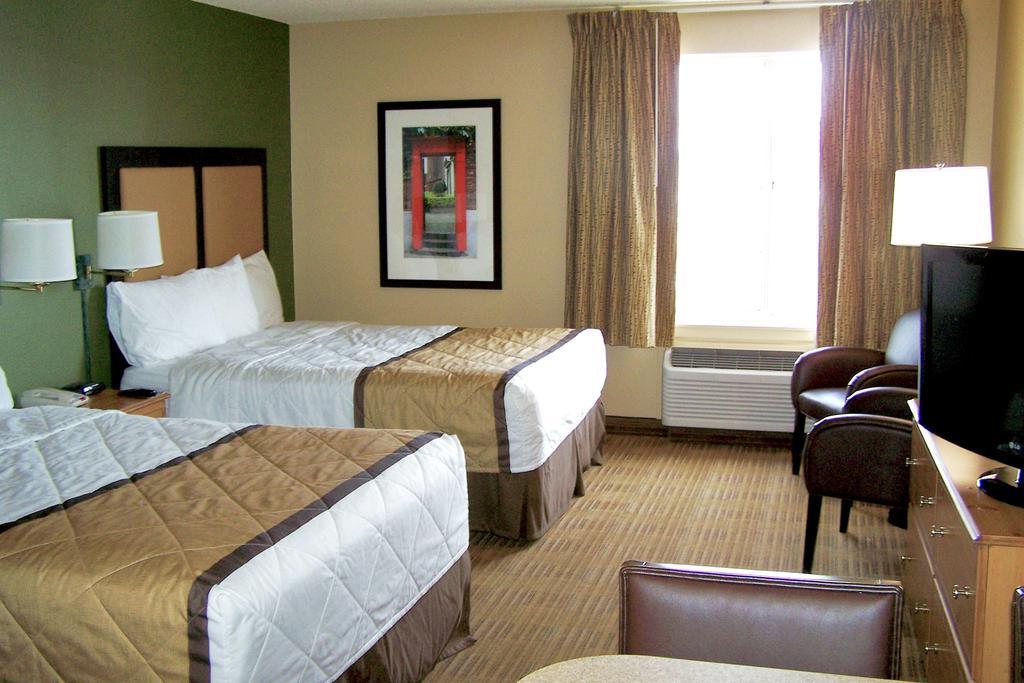 Extended Stay America Select Suites - Chicago - Lombard - Oakbrook Оукбрук-Террес Екстер'єр фото