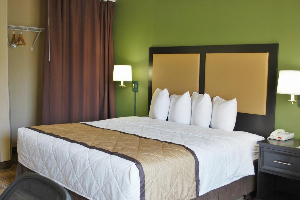 Extended Stay America Select Suites - Chicago - Lombard - Oakbrook Оукбрук-Террес Екстер'єр фото